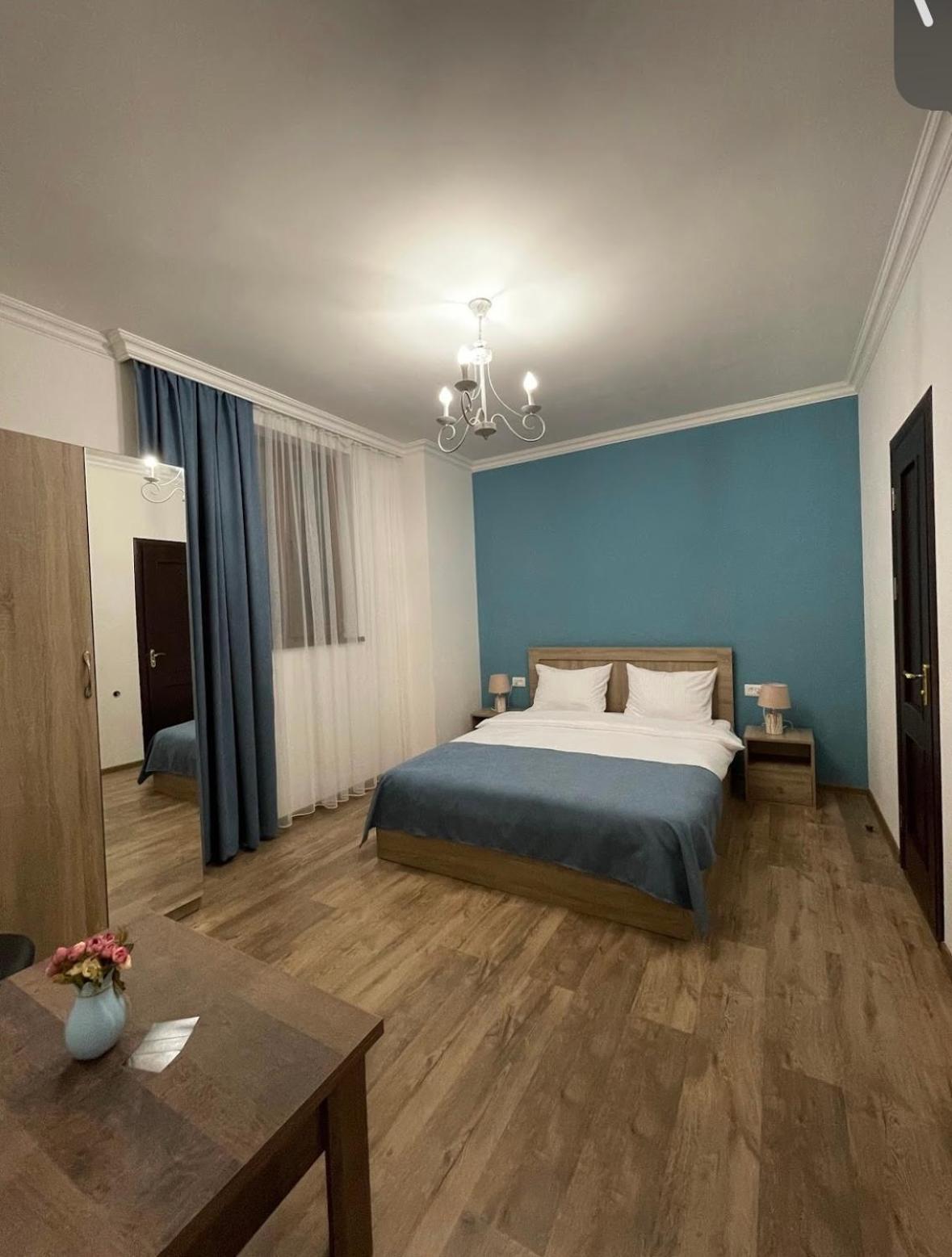 Feier Hotel Jerevan Eksteriør bilde