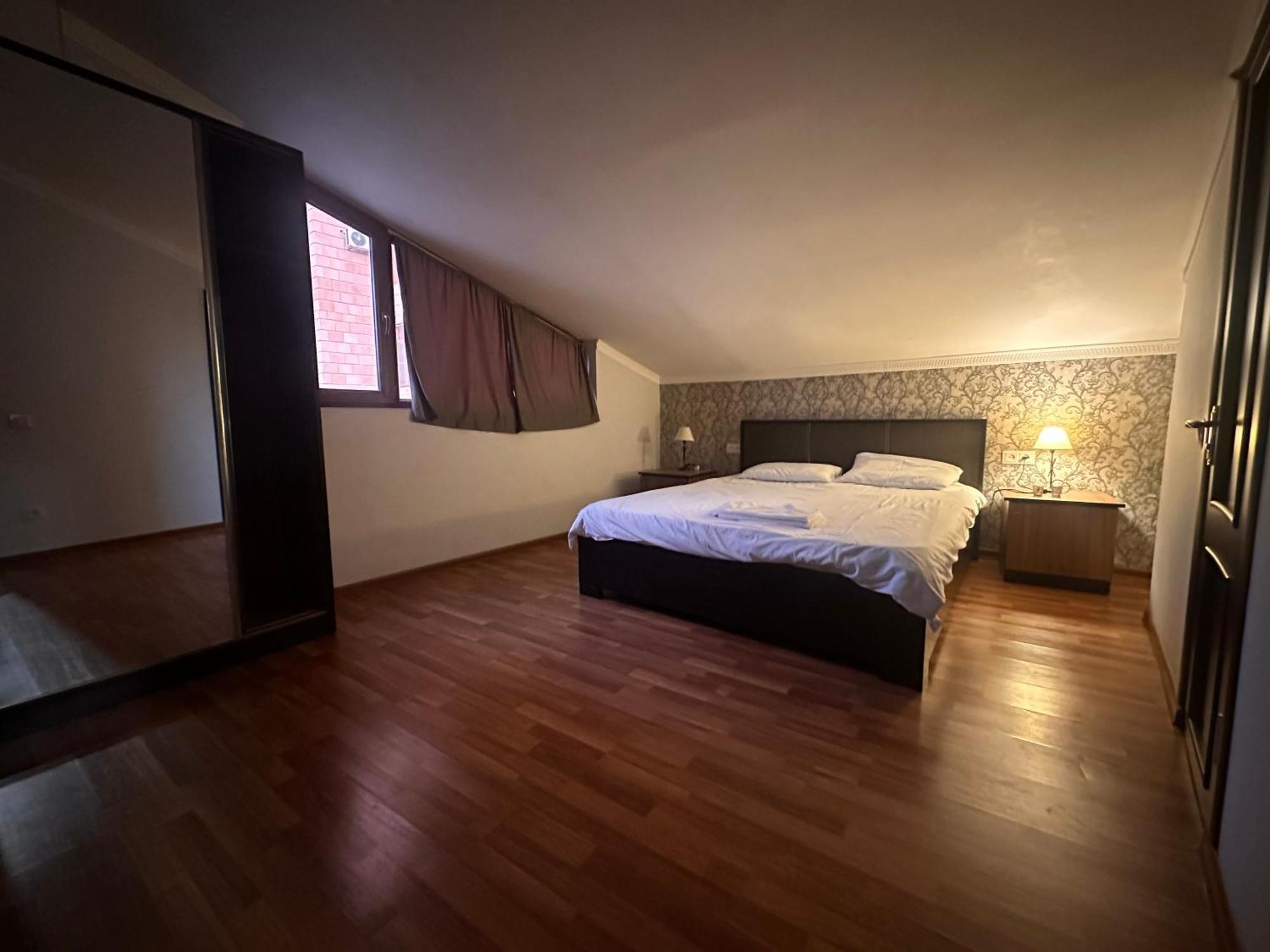 Feier Hotel Jerevan Eksteriør bilde