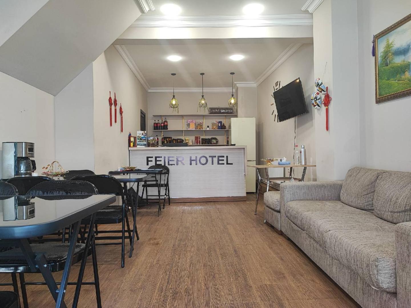 Feier Hotel Jerevan Eksteriør bilde