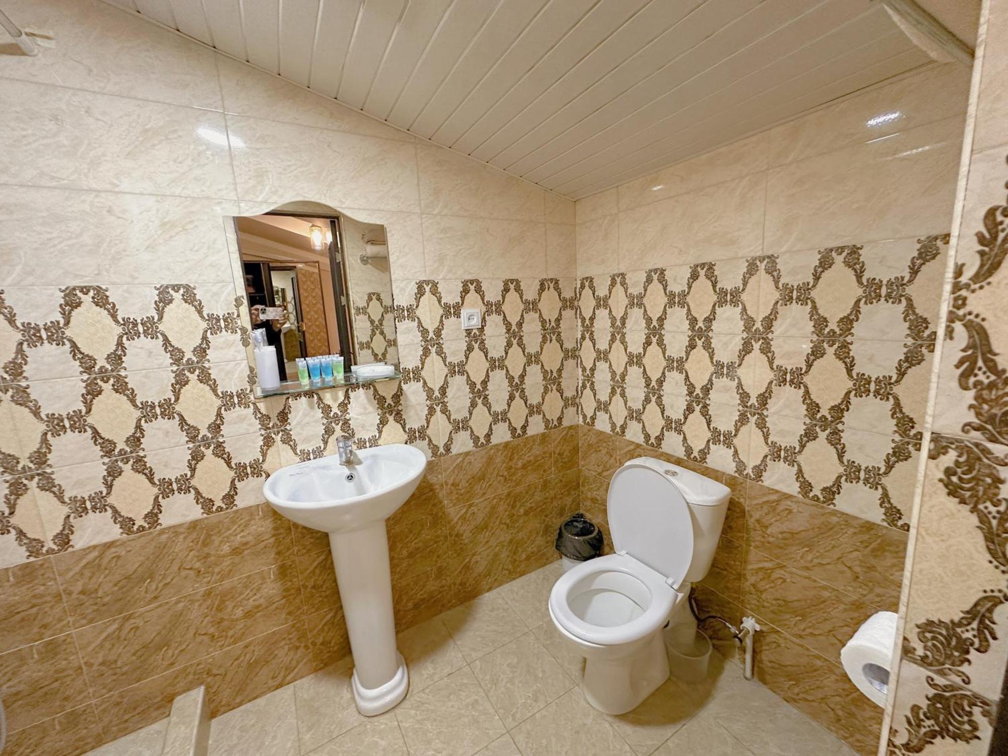 Feier Hotel Jerevan Eksteriør bilde